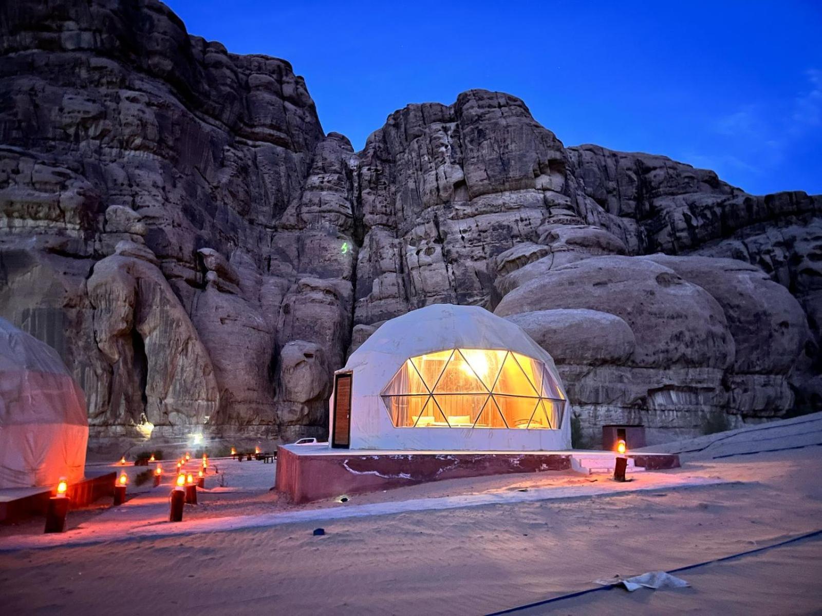 Scarlet Luxury Camp Wadi Rum Exterior foto